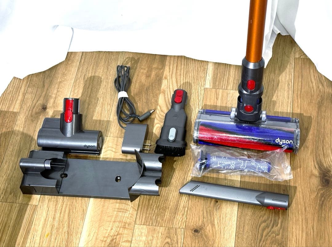 dyson v8 fluffy 掃除機 ダイソン