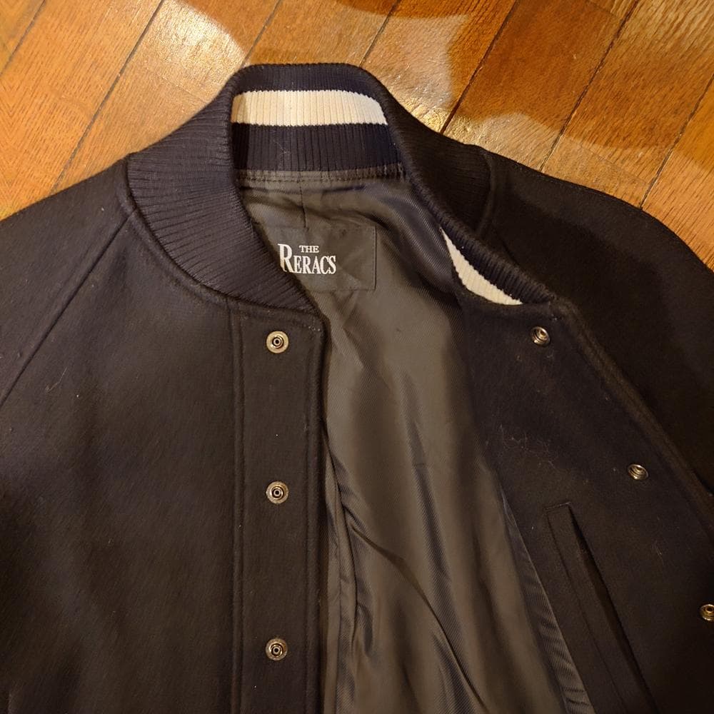 nyny1361　ザ・リラシス　レディースブルゾン　黒 38サイズ