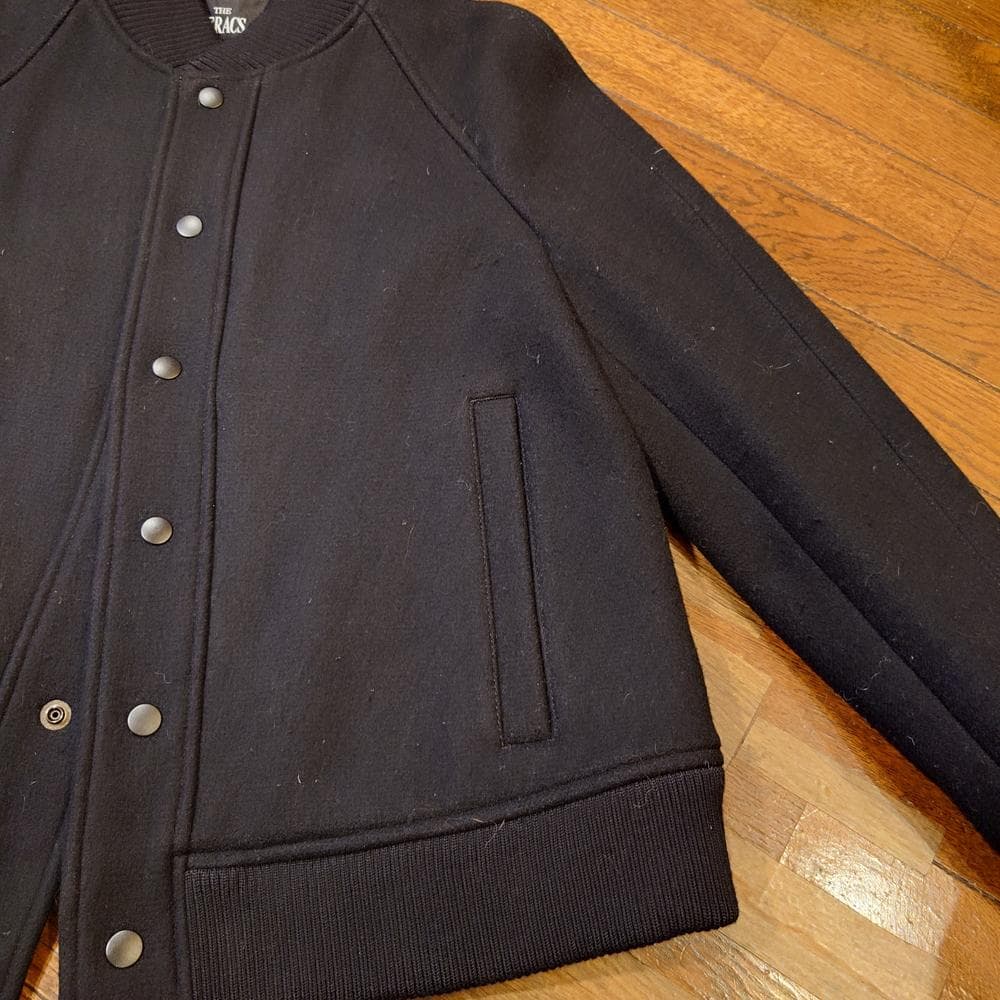 nyny1361　ザ・リラシス　レディースブルゾン　黒 38サイズ