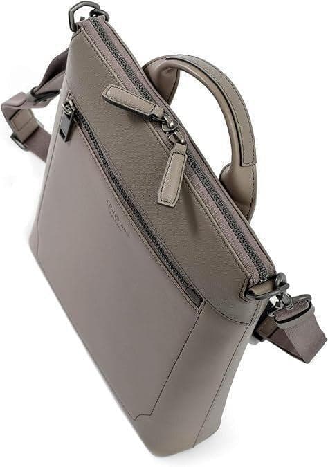 フジタカ 定価39600円 2WAY 縦型 レザーショルダーバッグ 牛革 B5