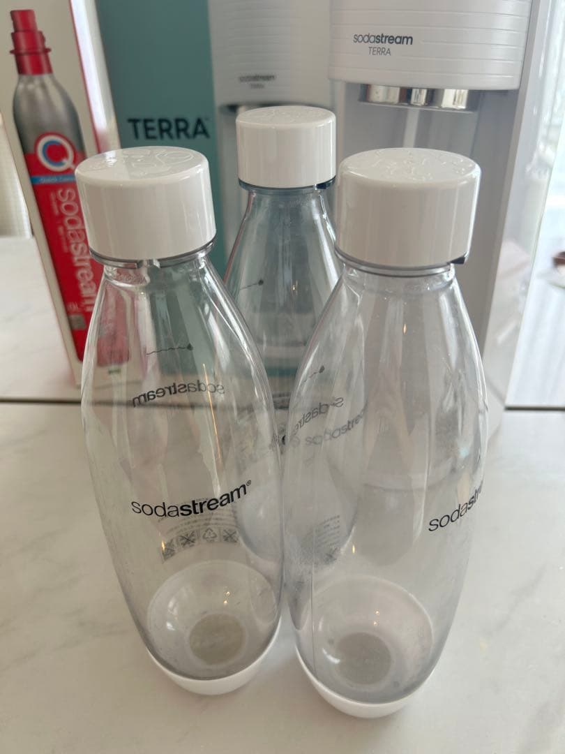 SodaStream TERRA ホワイト 炭酸水メーカー　ソーダストリームテラ