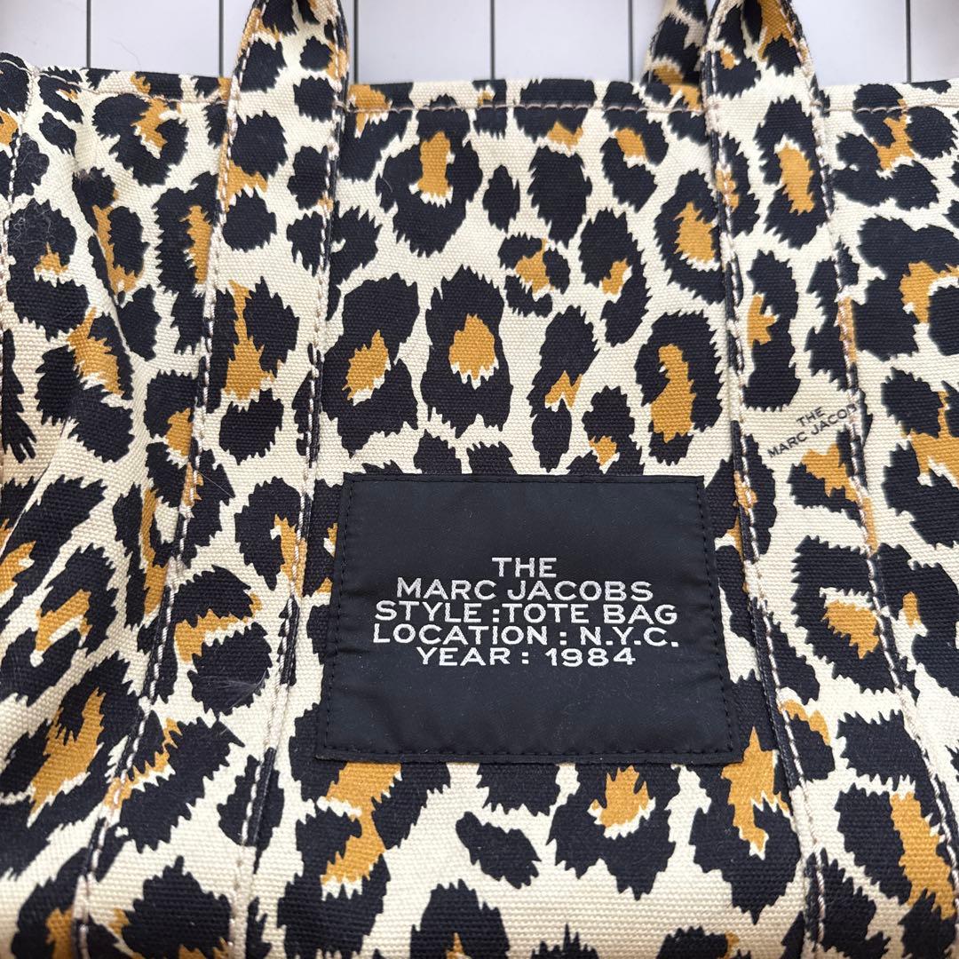 MARC JACOBS ヒョウ柄トートバッグ
