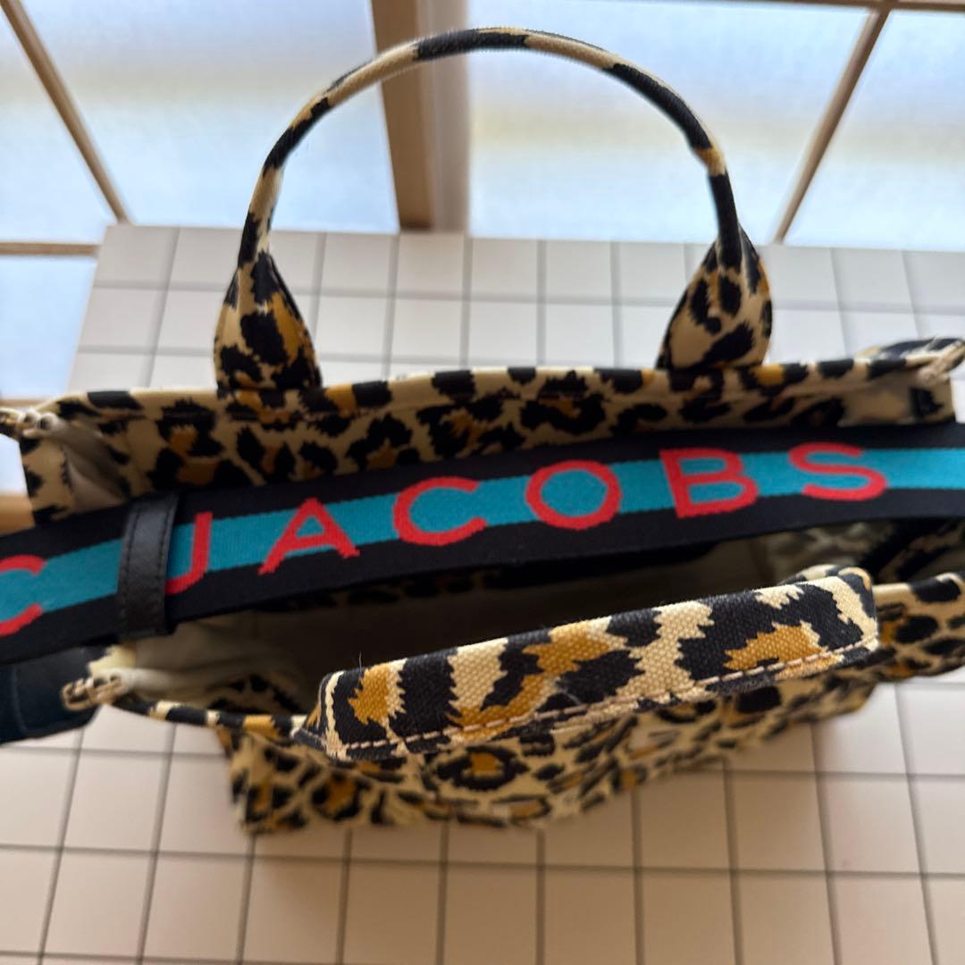 MARC JACOBS ヒョウ柄トートバッグ