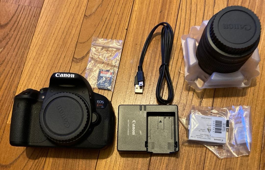 Canon デジタル一眼レフカメラ EOS Kiss X7i レンズキット