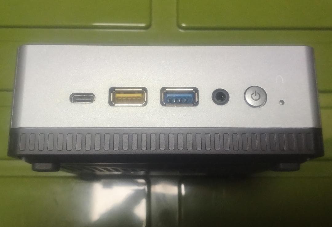 MINISFORUM UM350 ミニPC　16GBメモリ 512GB SSD