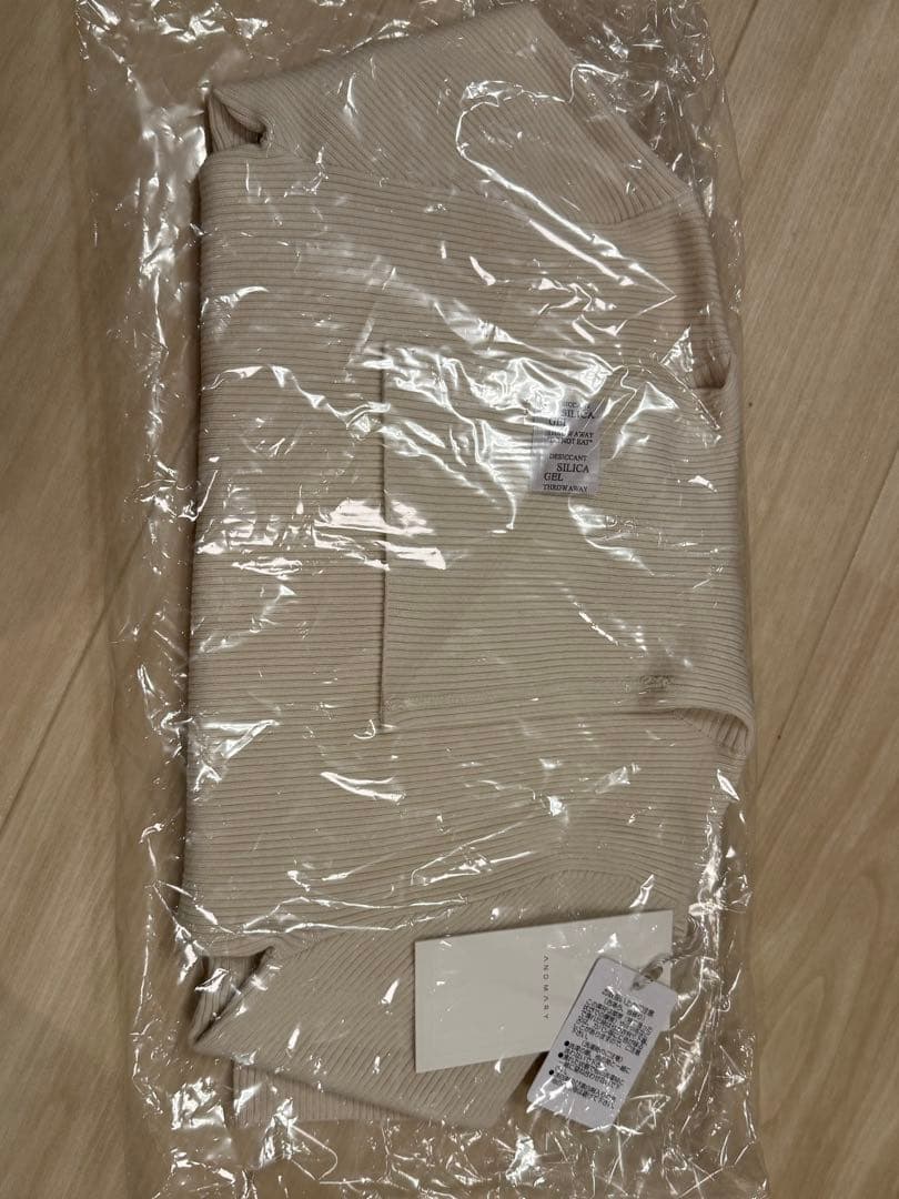 トップス andmary Mary turtle knit tops white