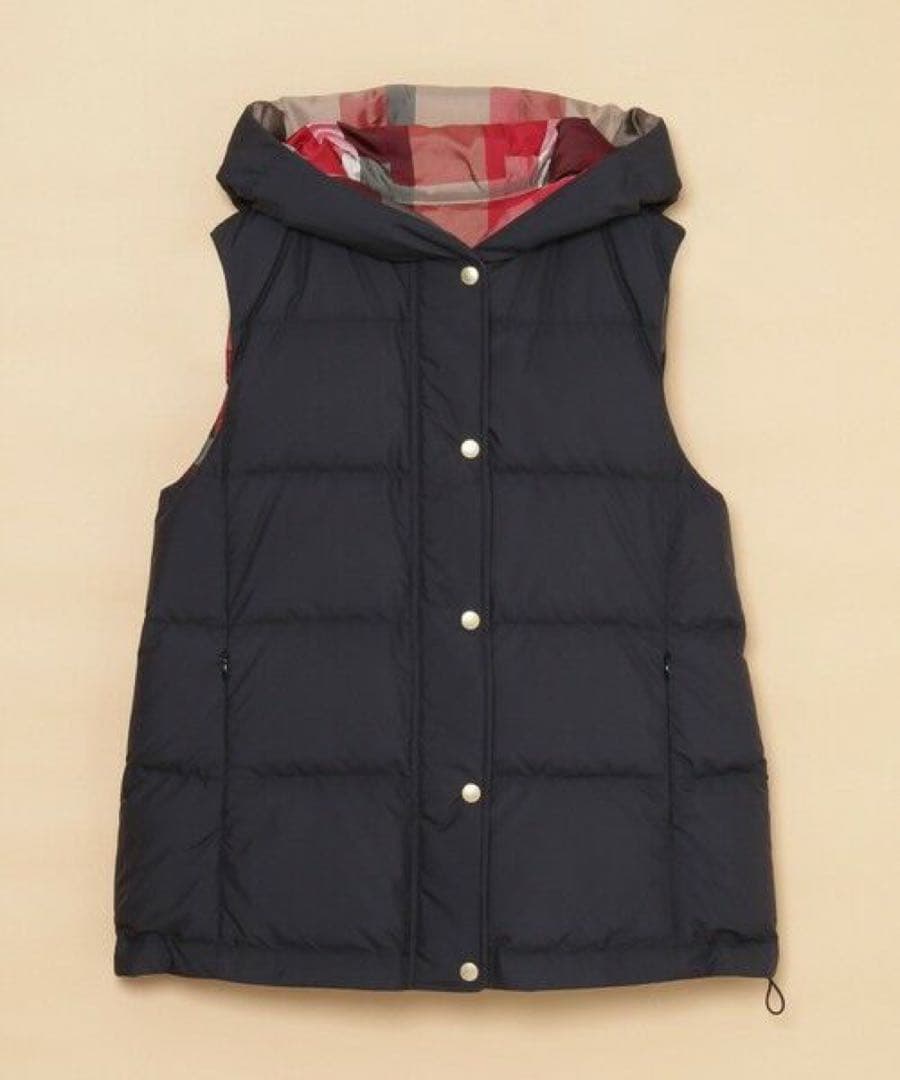 ❸訳有★ブルーレーベルクレストブリッジ黒チェックリバーシブルダウンベスト新品