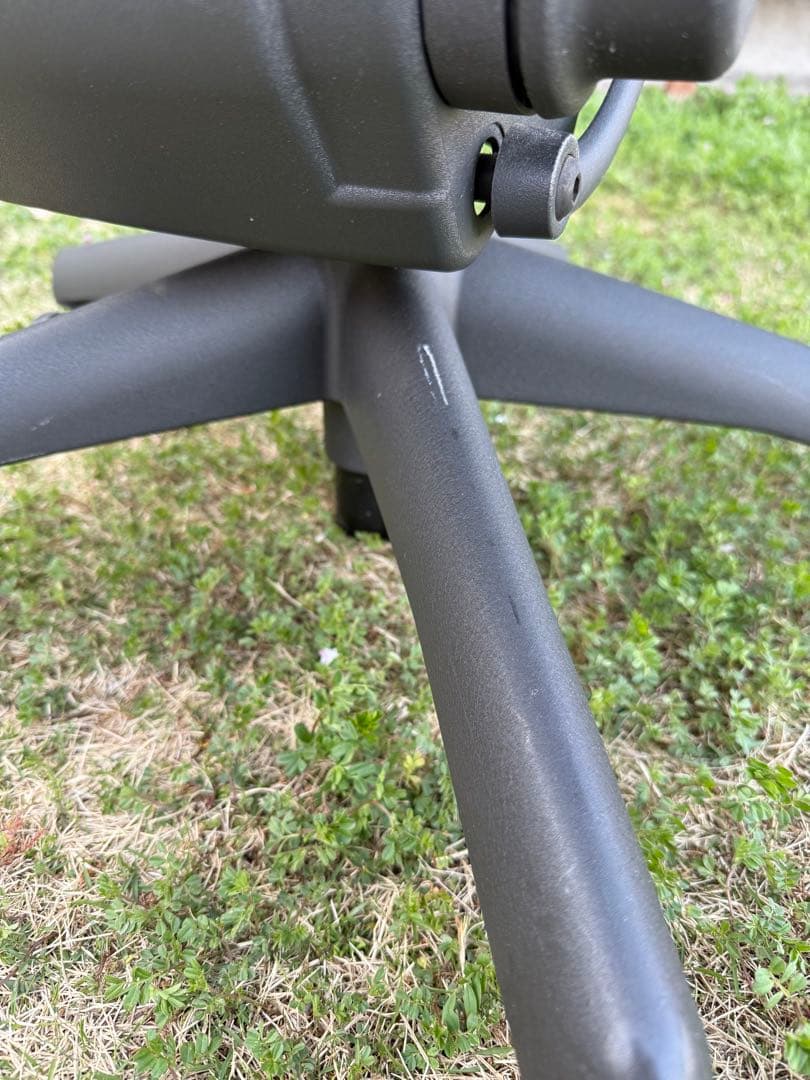 ブラックメッシュオフィスチェア