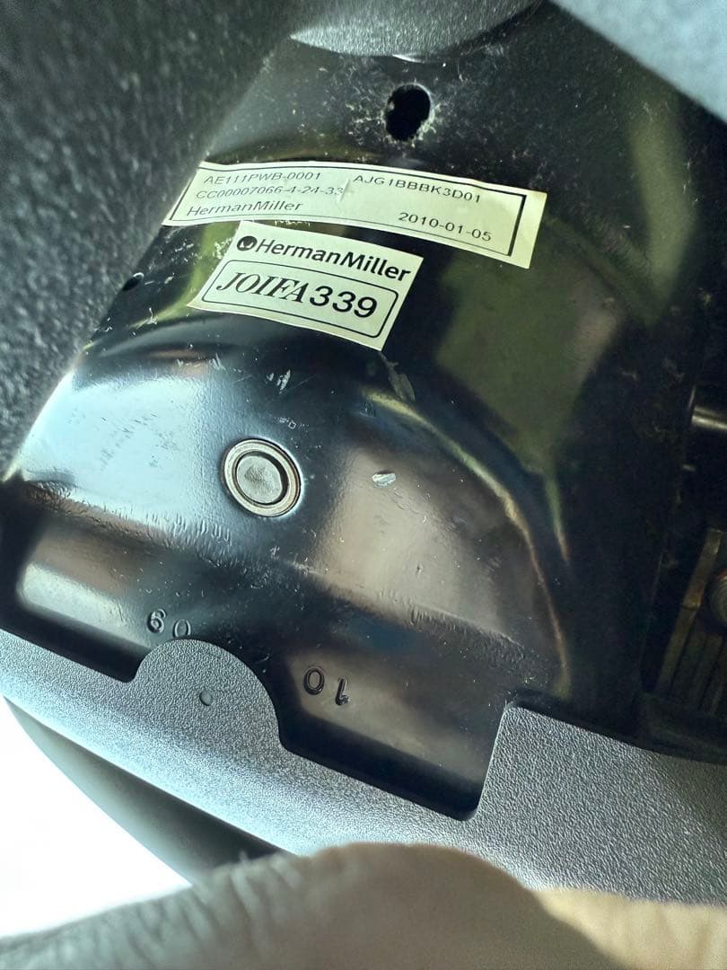 ブラックメッシュオフィスチェア