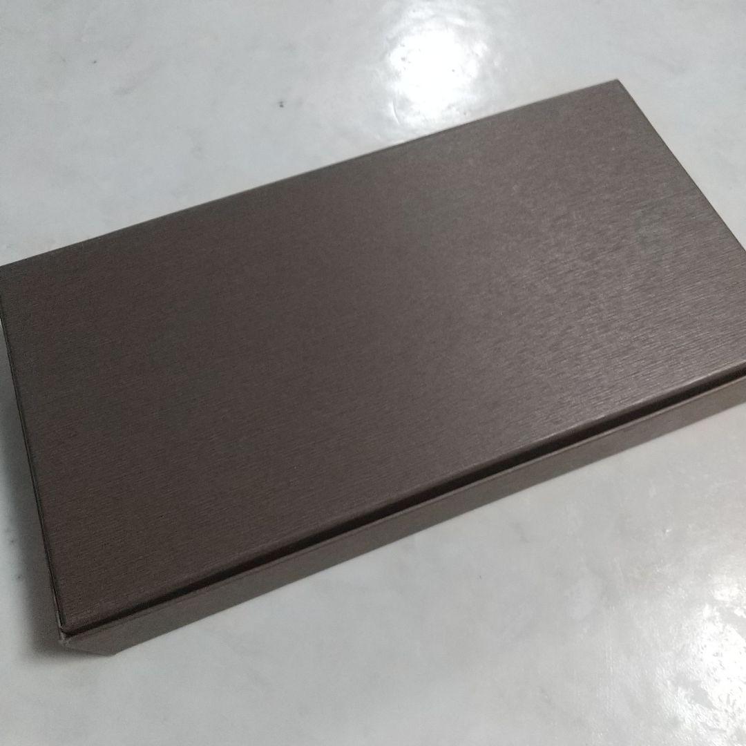 新品同様 COCOMEISTER ココマイスター 長財布 ラウンドファスナー