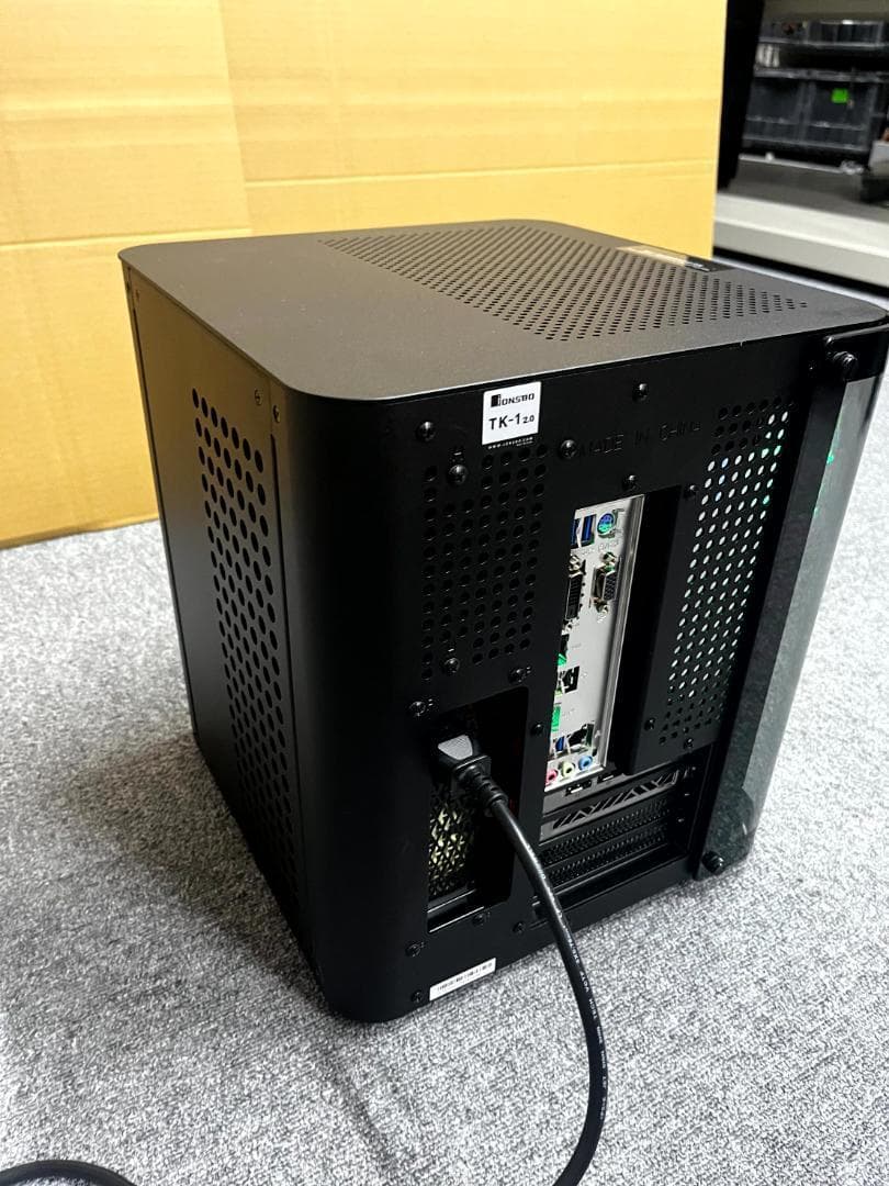 ゲーミングPC Ryzen 7 3700X/RX7600/16GB/1TB