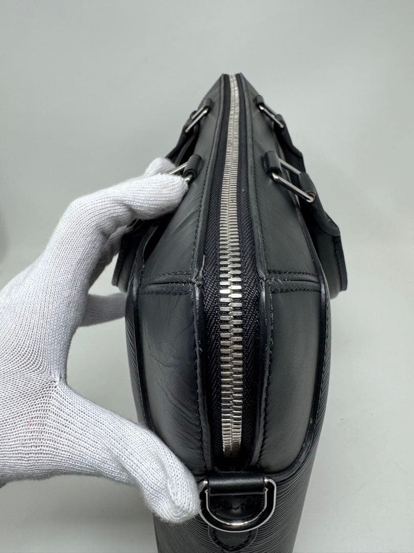 ルイヴィトン　エピ　オリバー　ブリーフケース　M51689 ウーロン