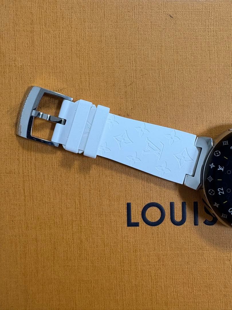 Louis Vuitton タンブールホライゾンv3 ライトアップ