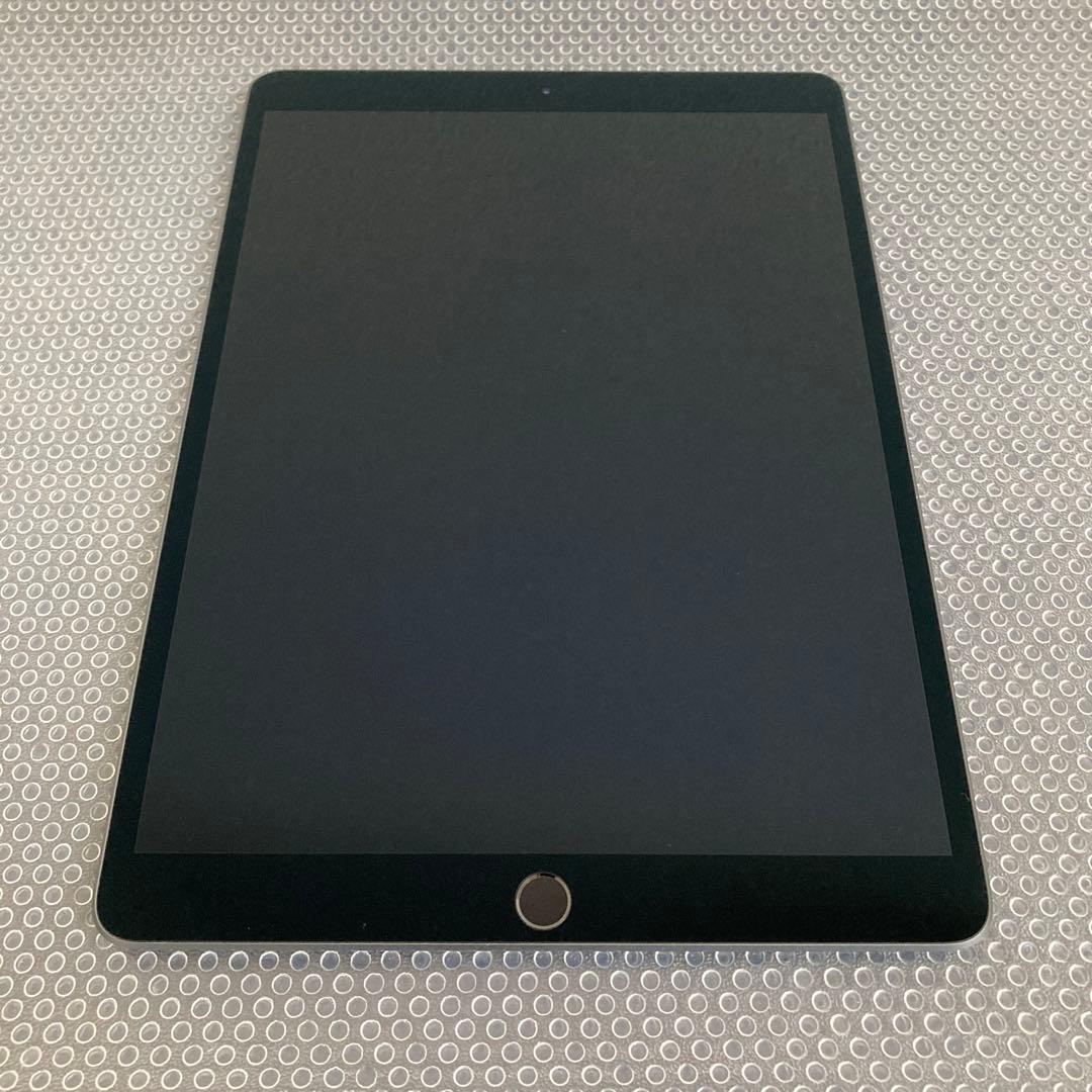 3290【早い者勝ち】電池最良好☆iPad Air3 64GB WIFIモデル☆