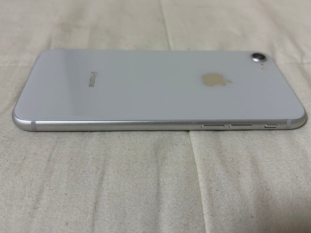 iPhone8 SIMフリー　初期化済み