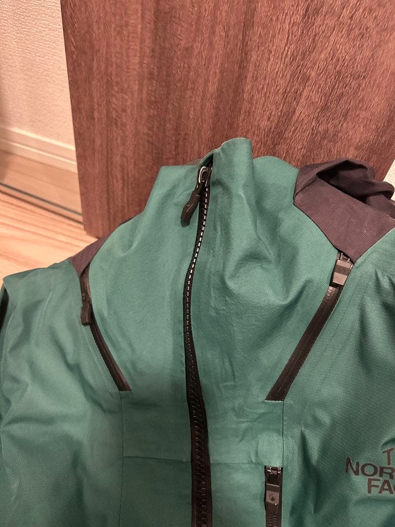 THE NORTH FACE フューチャーライトブリガンディンジャケット