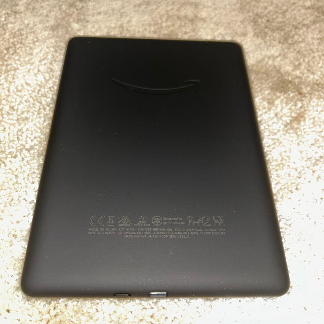 Kindle Paperwhite (16GB) 6.8インチ　広告なし