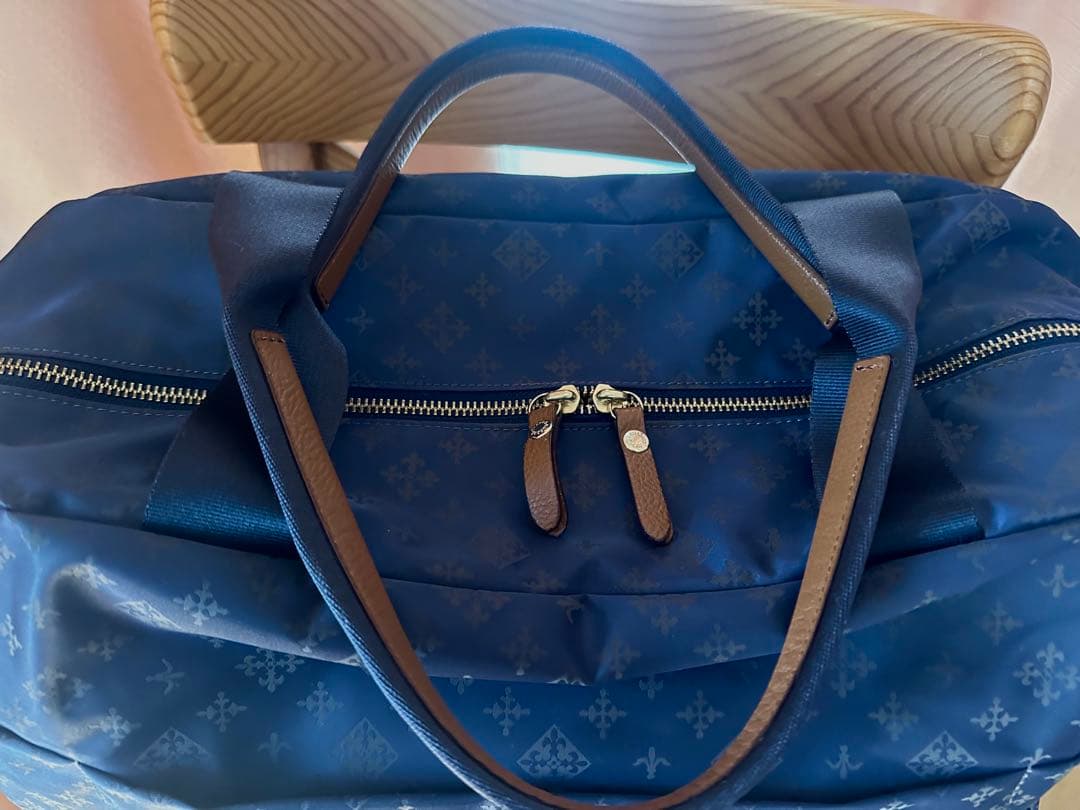 ラシット【キャリーバッグに乗せられる】トラベルボストンバッグ　ネイビー×ブラウン