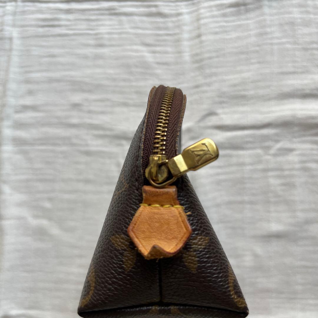 ルイヴィトン　化粧ポーチ　ポーチ　モノグラム