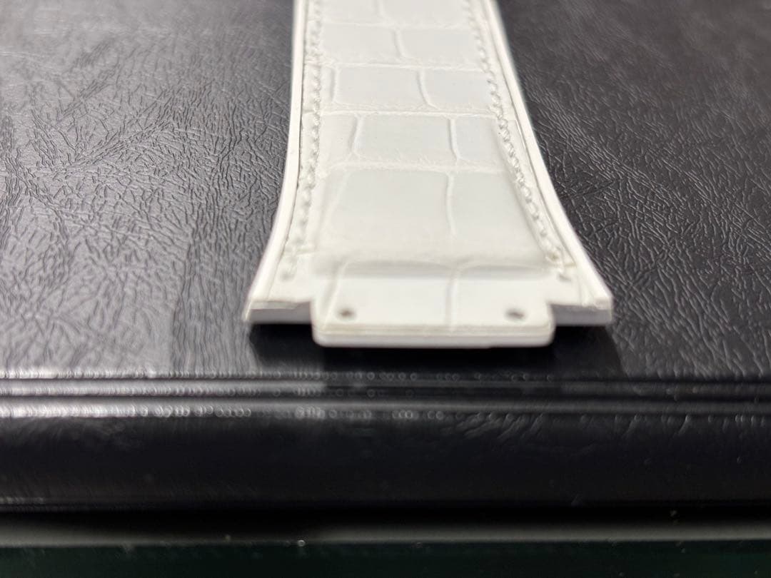 新品HUBLOT 純正ラバーベルト 白　6-701-100 12-701-80