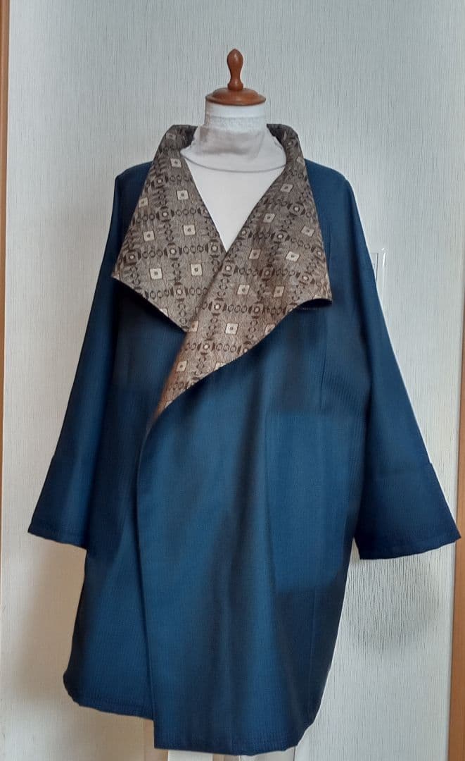 ウール男物着物と龍郷柄で羽織物 　　　freeesize