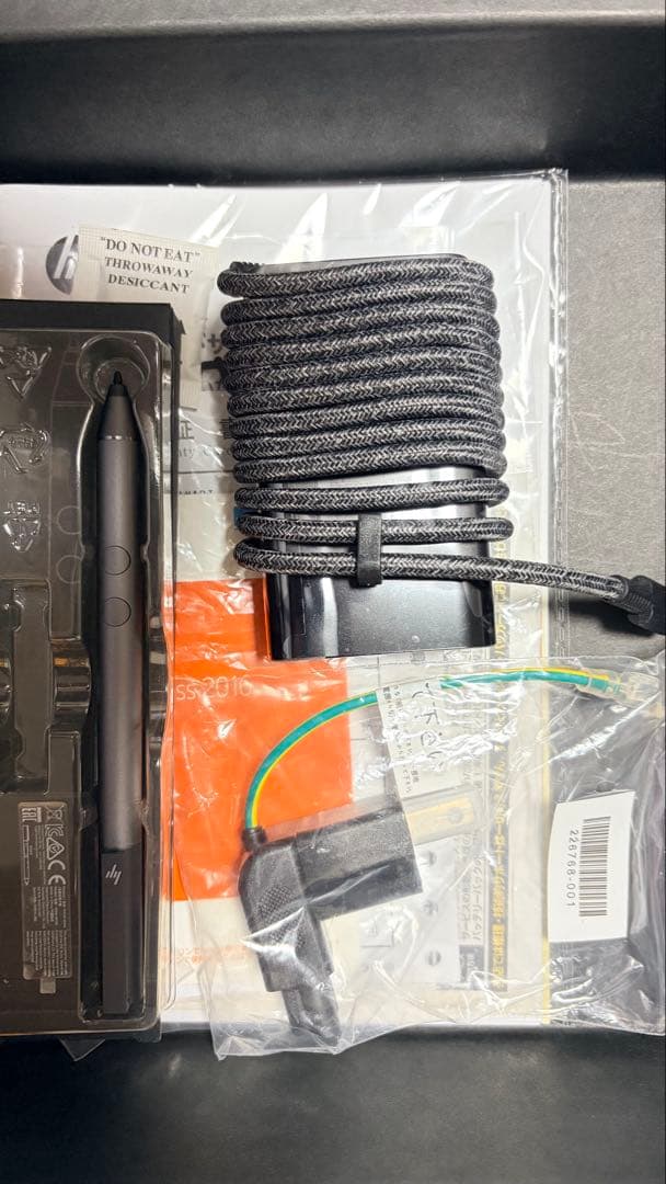 N*B様 HP Spectre 13.3インチ アッシュブラック