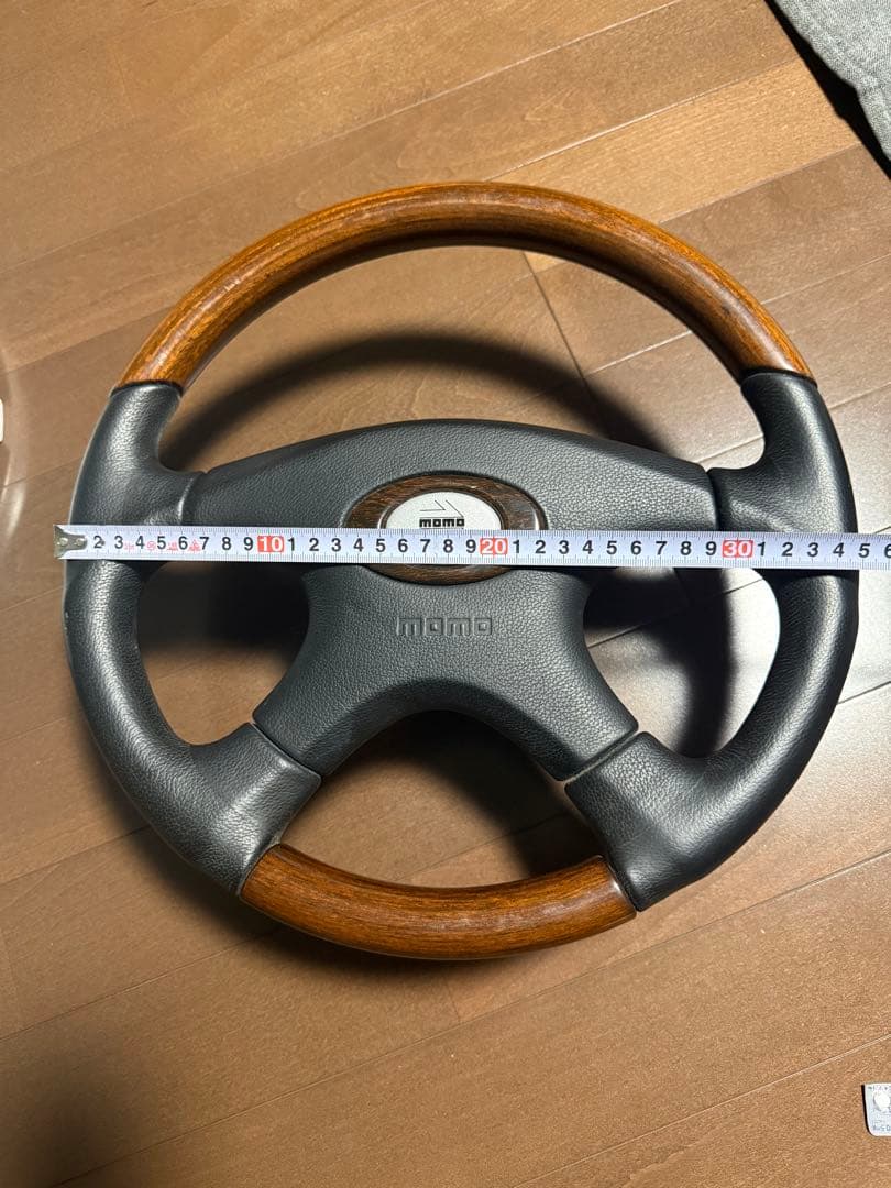 momo ステアリング　ウッド　コンビハンドル　VIPCAR 廃盤商品