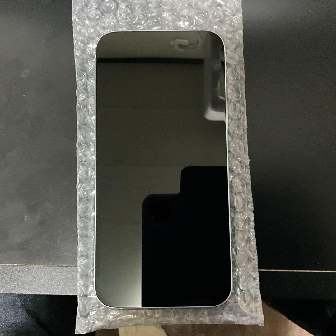 Apple iPhone 15 plus 128GB 本体 充電ケーブル付き