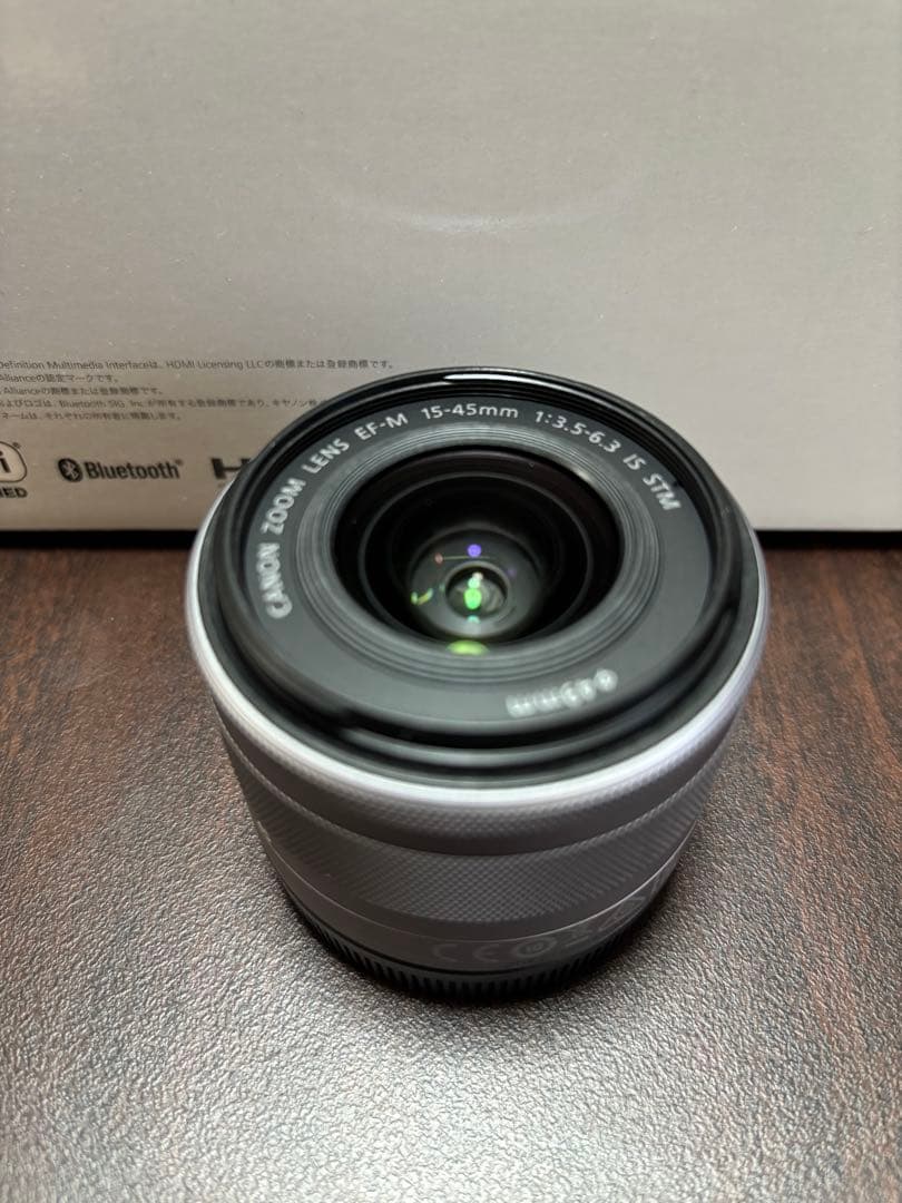 Canon EOS Kiss M2 ダブルレンズセット・純正電池パック２個付