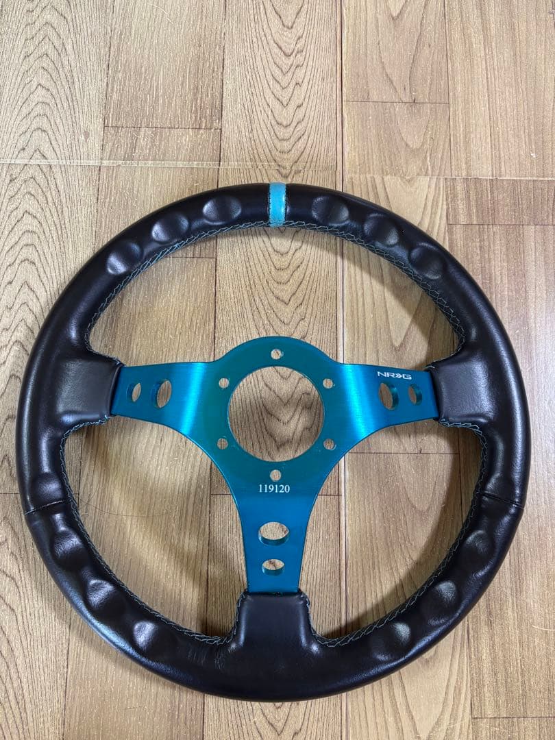 NRG innovations 350mm ステアリング ディープコーン