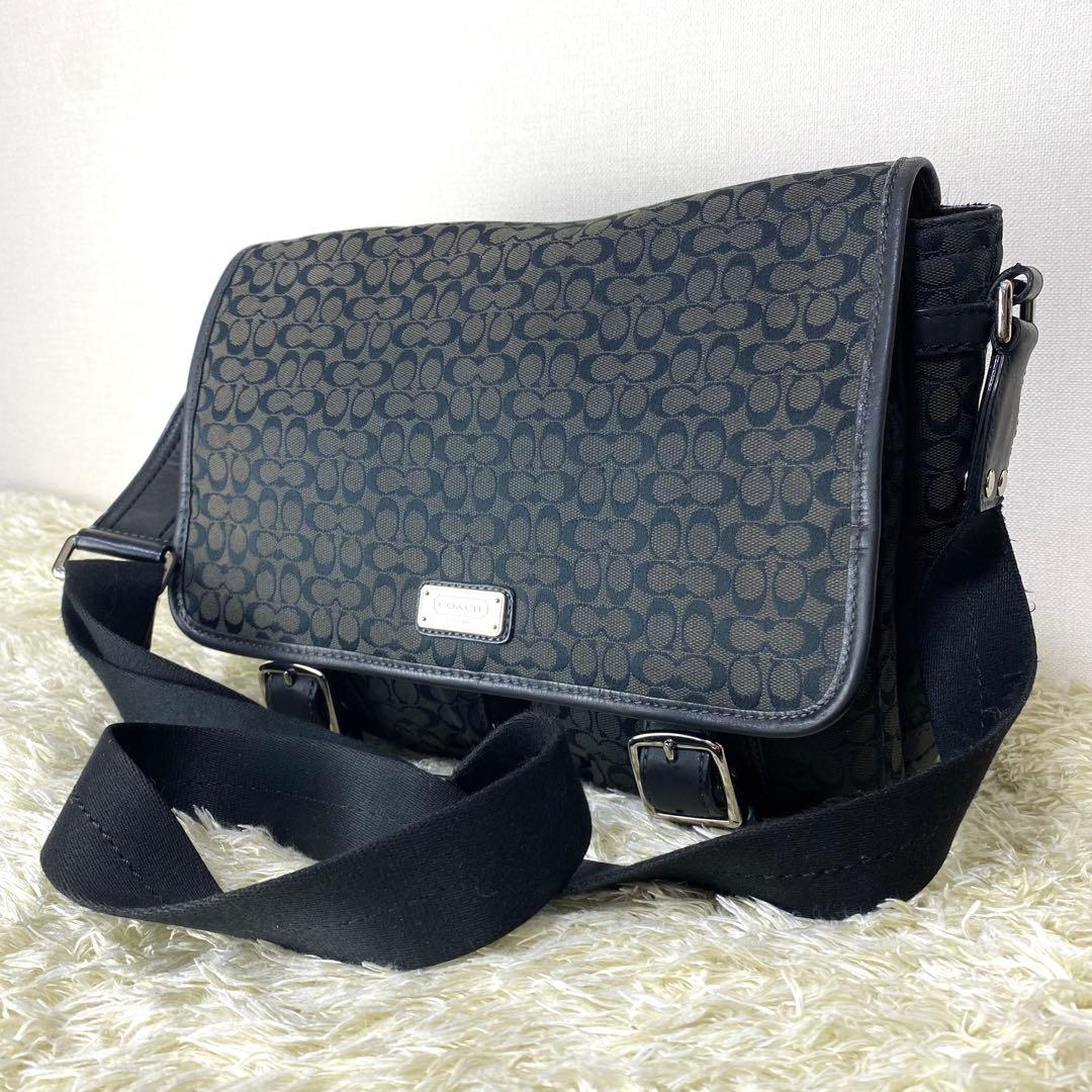 美品✨ コーチ COACH メッセンジャーバッグ シグネチャー 斜め掛け