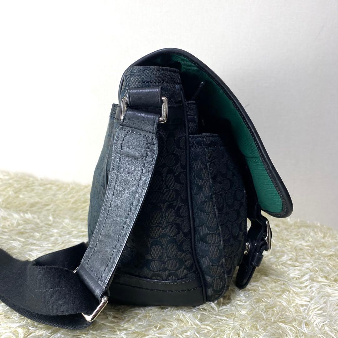 美品✨ コーチ COACH メッセンジャーバッグ シグネチャー 斜め掛け
