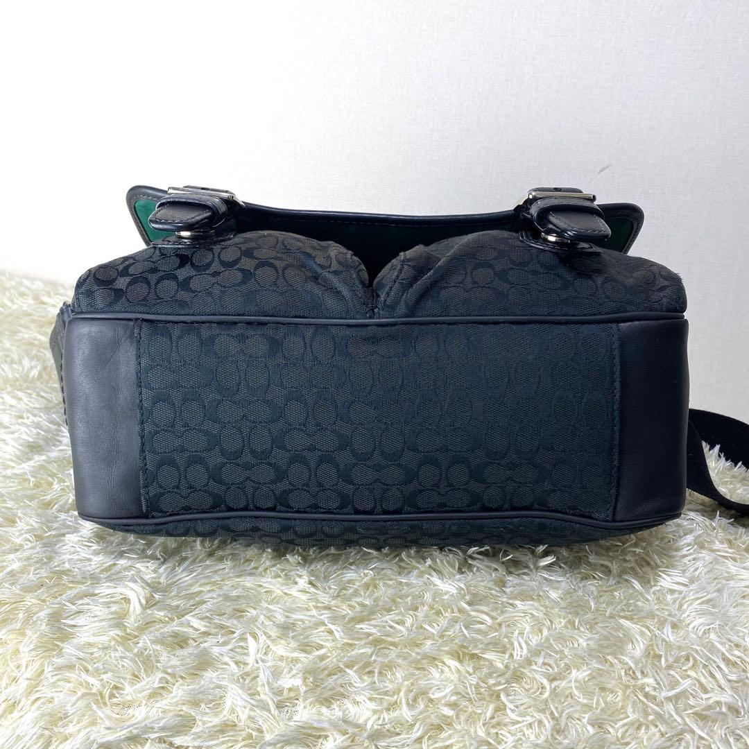 美品✨ コーチ COACH メッセンジャーバッグ シグネチャー 斜め掛け