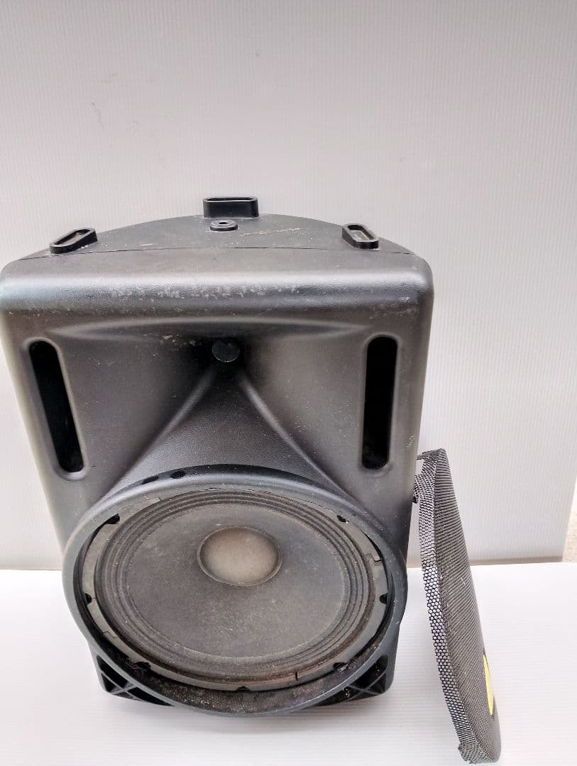 BEHRINGER EUROLIVE B212XLパッシブ スピーカー(あ15)