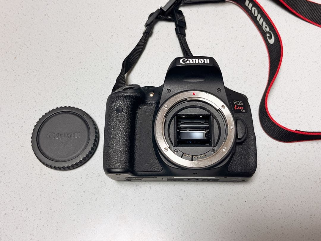 キヤノン Canon EOS Kiss X8i ボディ レンズセット カメラ