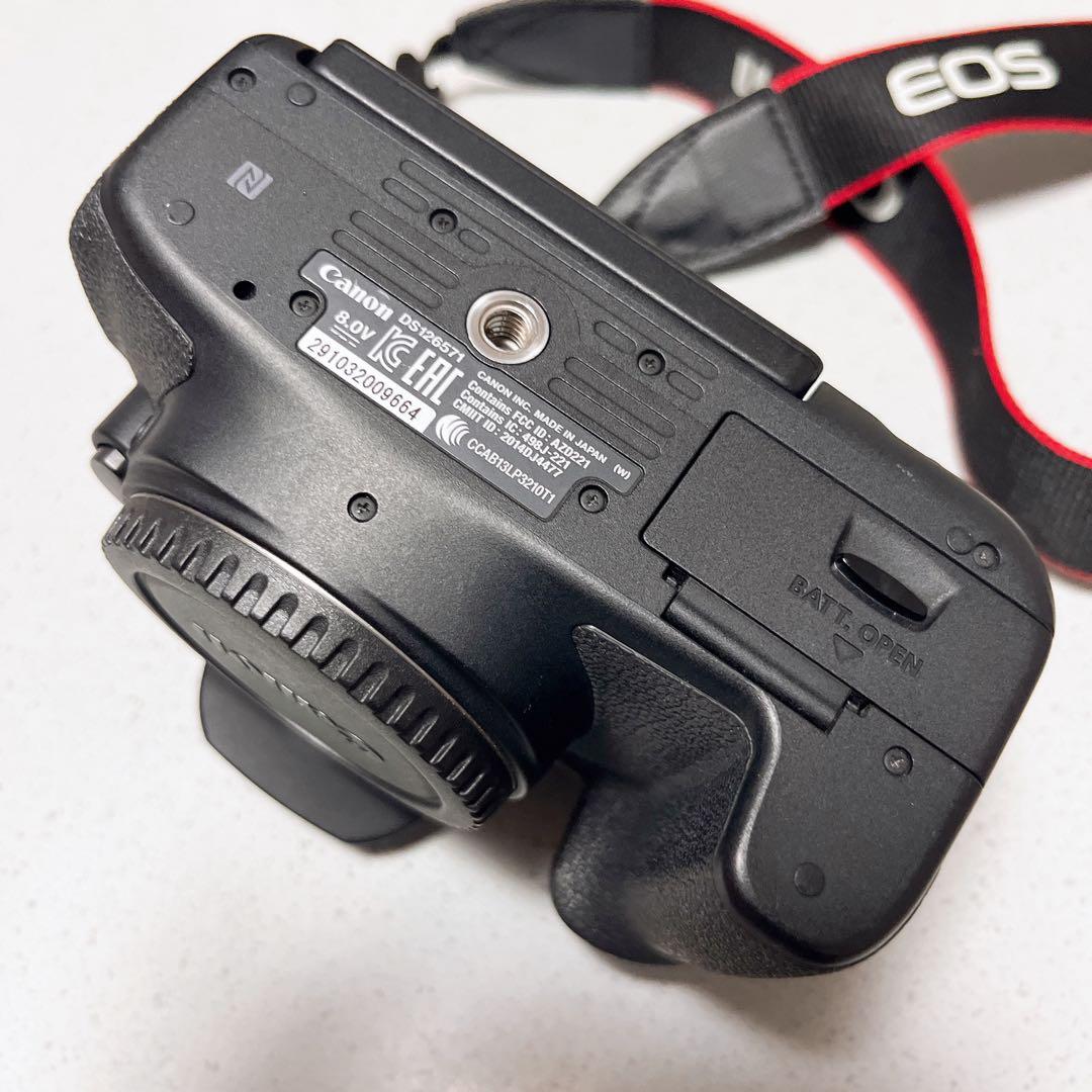 キヤノン Canon EOS Kiss X8i ボディ レンズセット カメラ