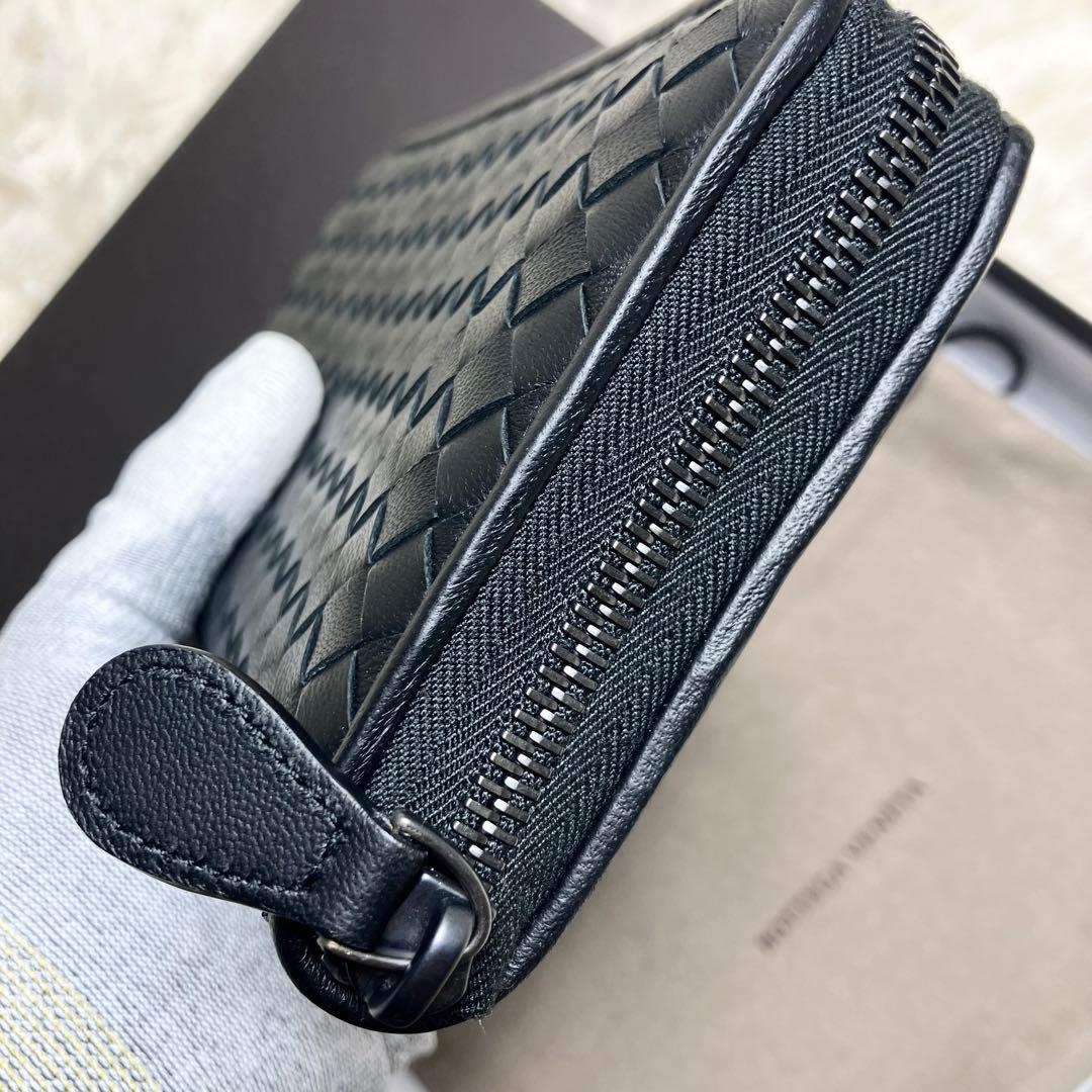 【未使用】 ボッテガヴェネタ イントレチャート ラウンドジップ FRID搭載