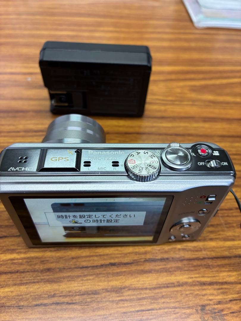 LUMIX 16x FULL HD コンパクトデジタルカメラ　パナソニック