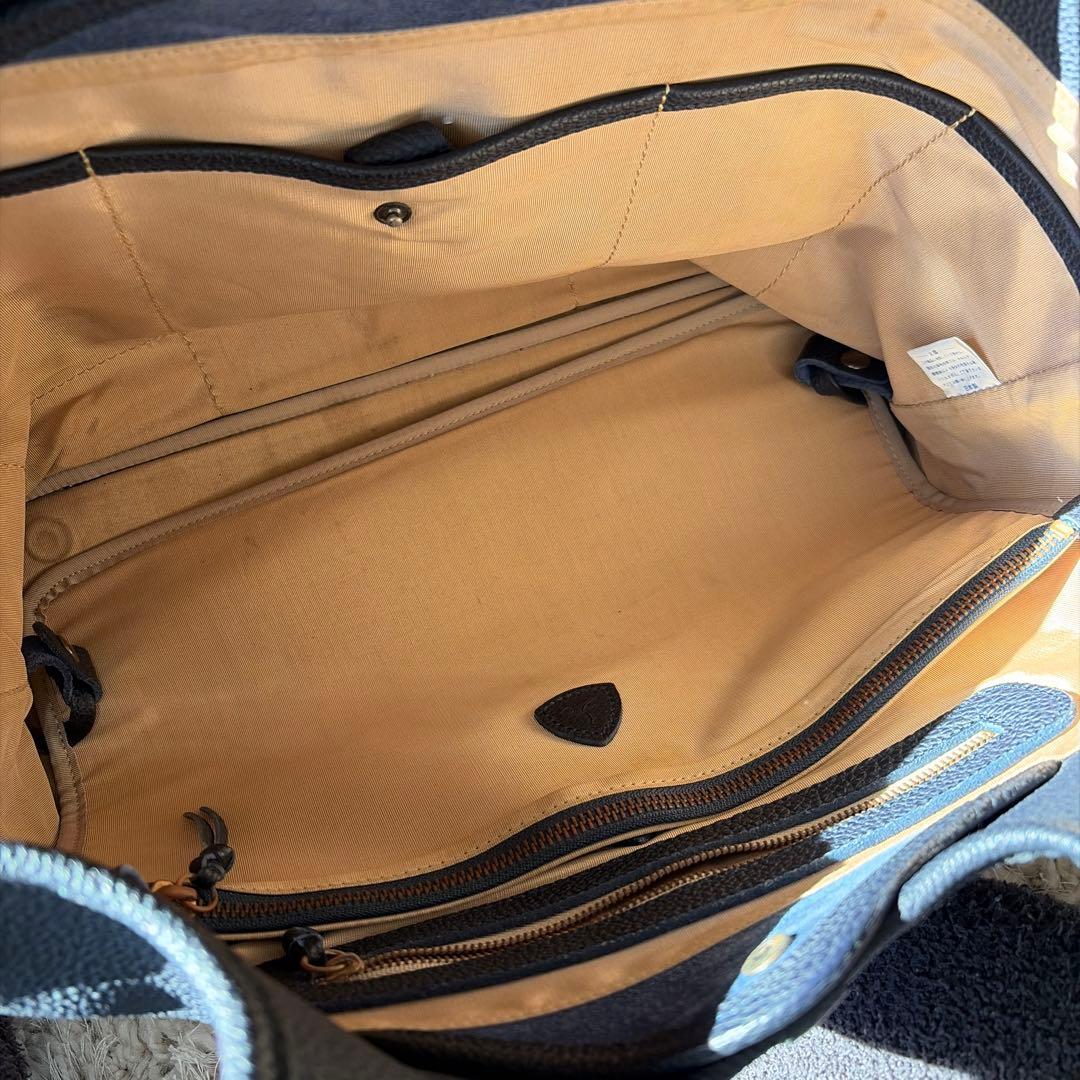 Magnu（マヌー）ネイビー レザー トートバッグ