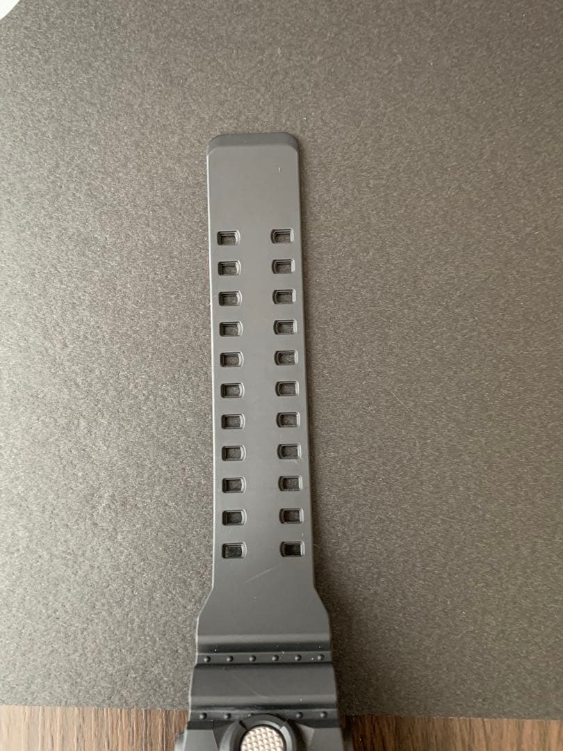 【新品】CASIO G-SHOCK GA-710 ジーショック 早い者勝ちです