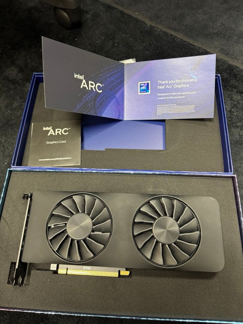 グラフィックボード・グラボ・ビデオカード intel ARC A750