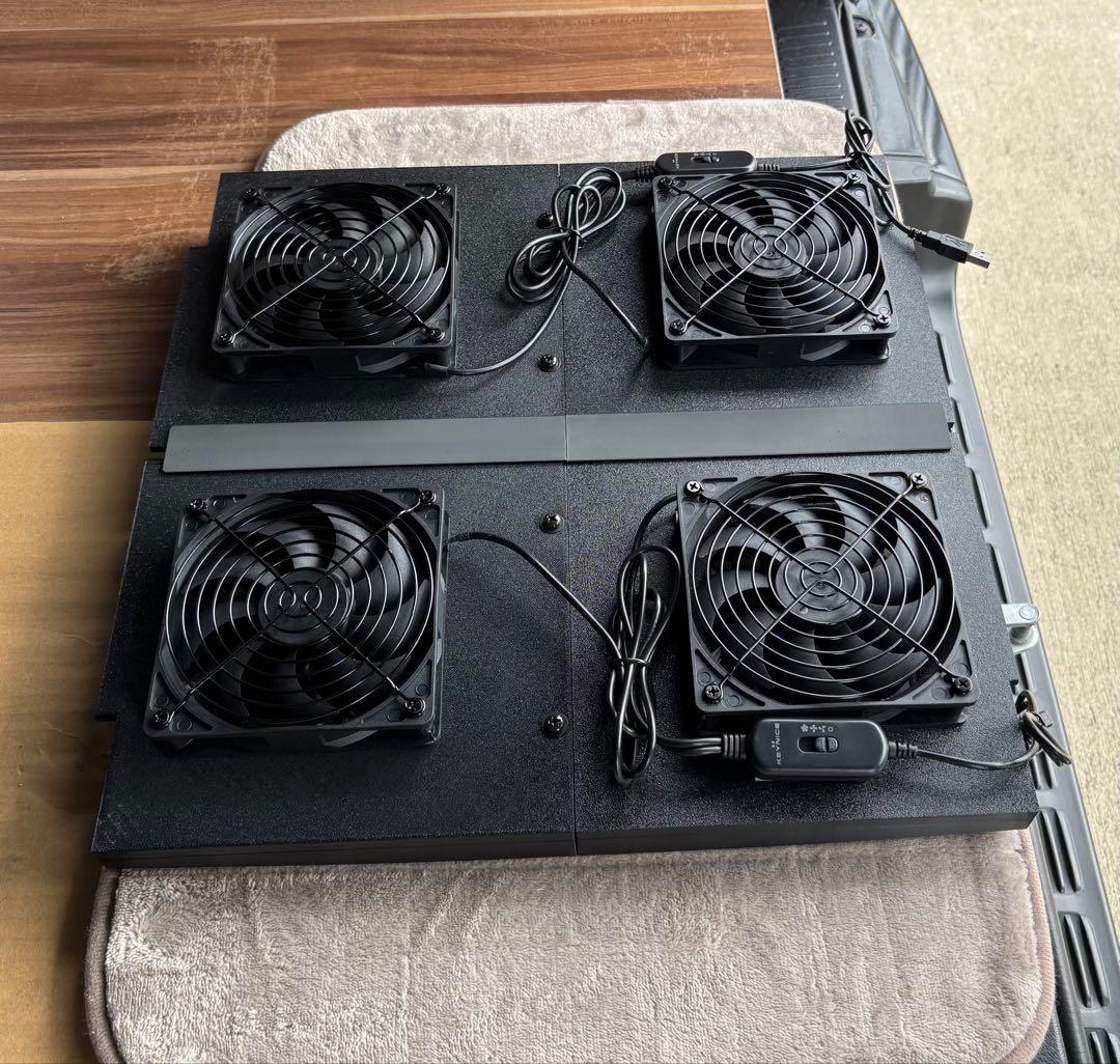 ハイエース 換気扇 ４型 〜 USBファン 4連 ルーバー ABS製 両側取付可