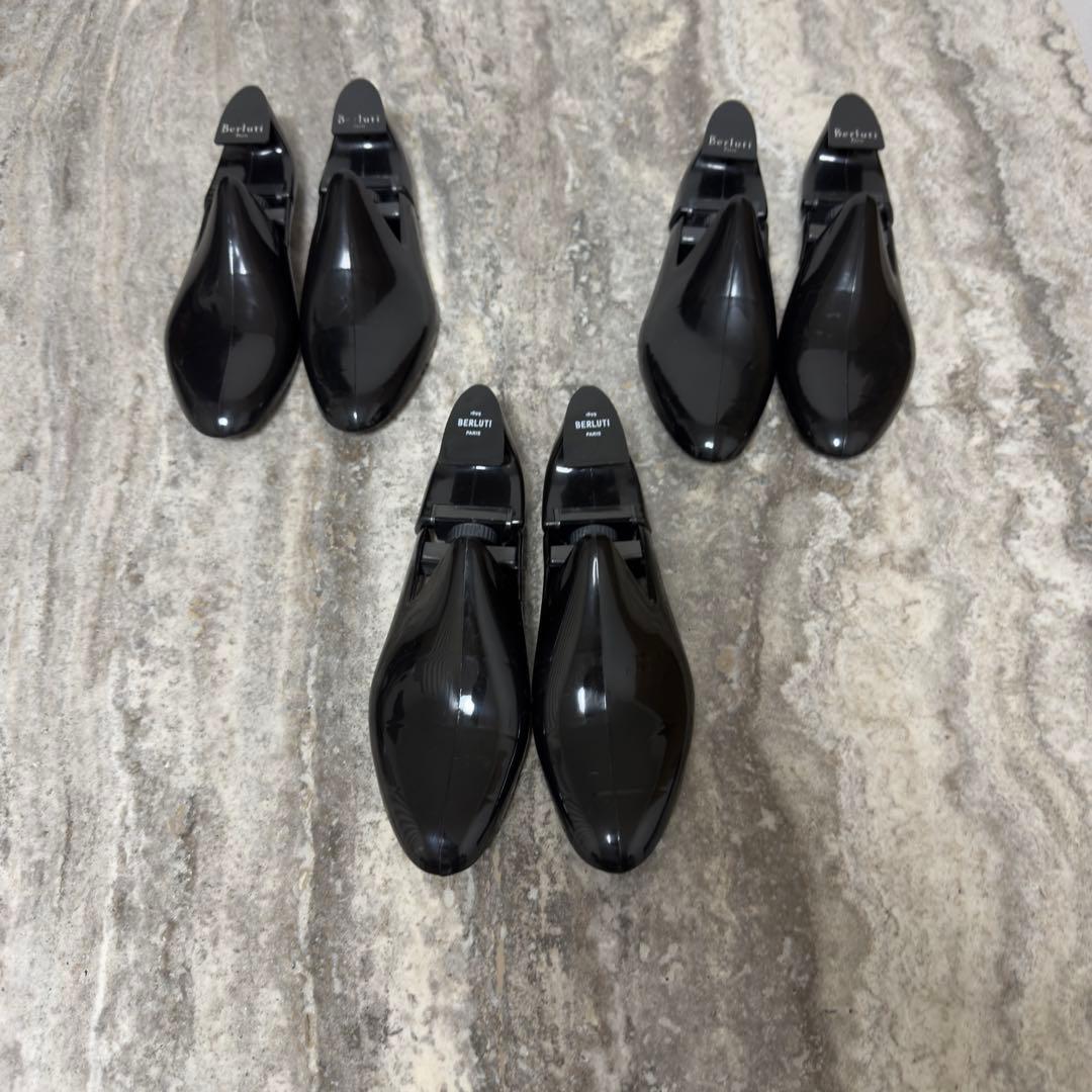 ベルルッティ 純正 プラスチック製 シューキーパー 3足セット 41〜42