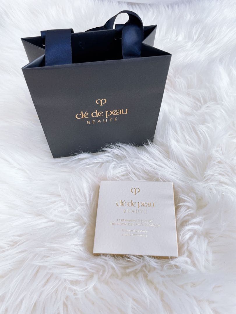 最終値下げ完全新品未使用clé de peau BEAUTÉ 17