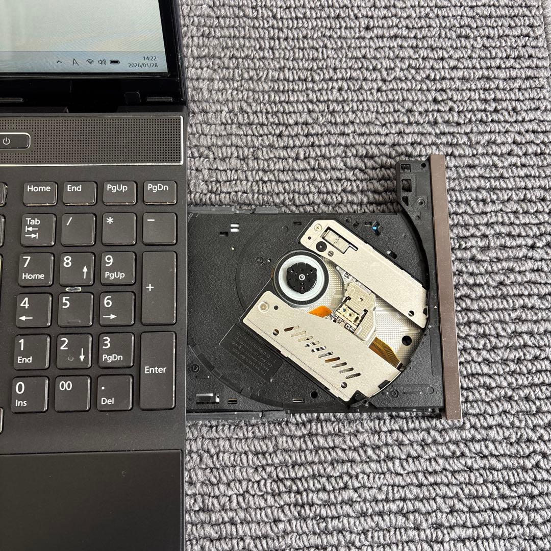 富士通lifebook AH53/C2 i7-8550U メモリ4GB