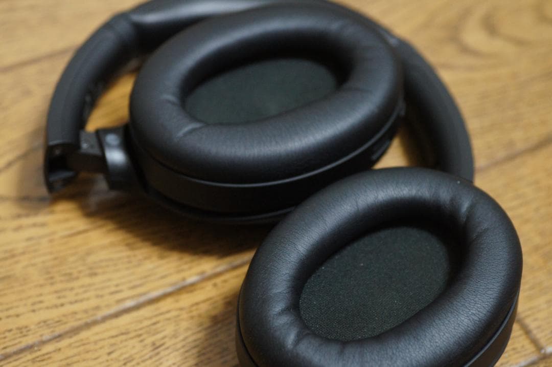SONY　WH-1000XM4ヘッドホン　ブラック