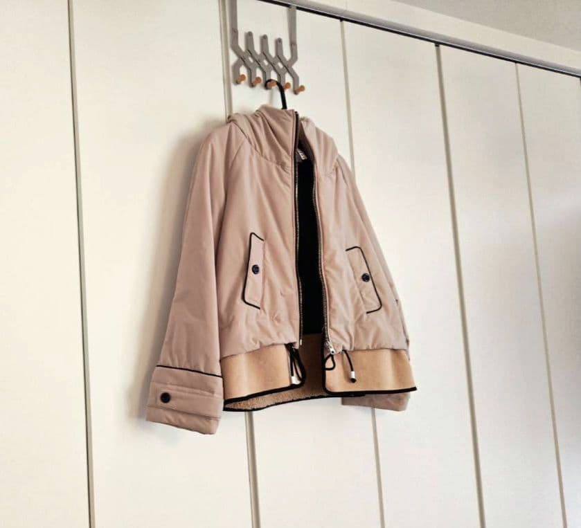 Lallia Mu（ラリアムー）バイカラーヘムショートフードコート