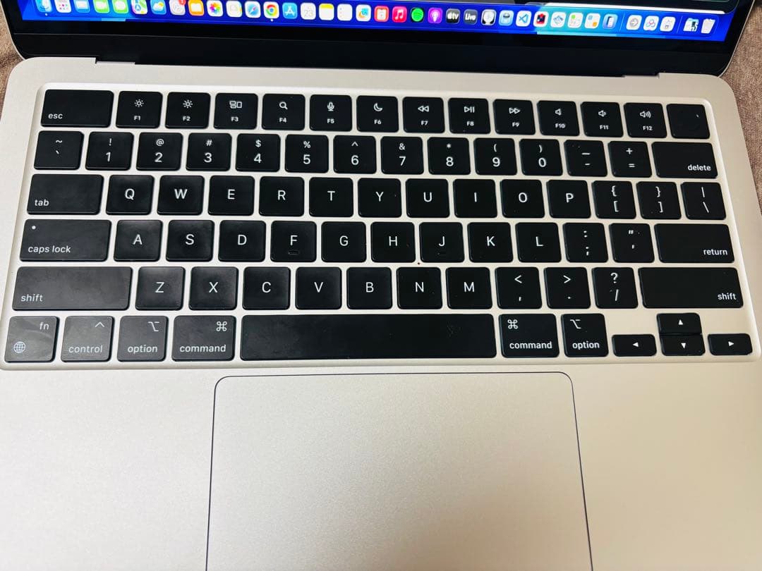 ま*と様 Apple MacBook Air M3 16GB 512GB シルバ