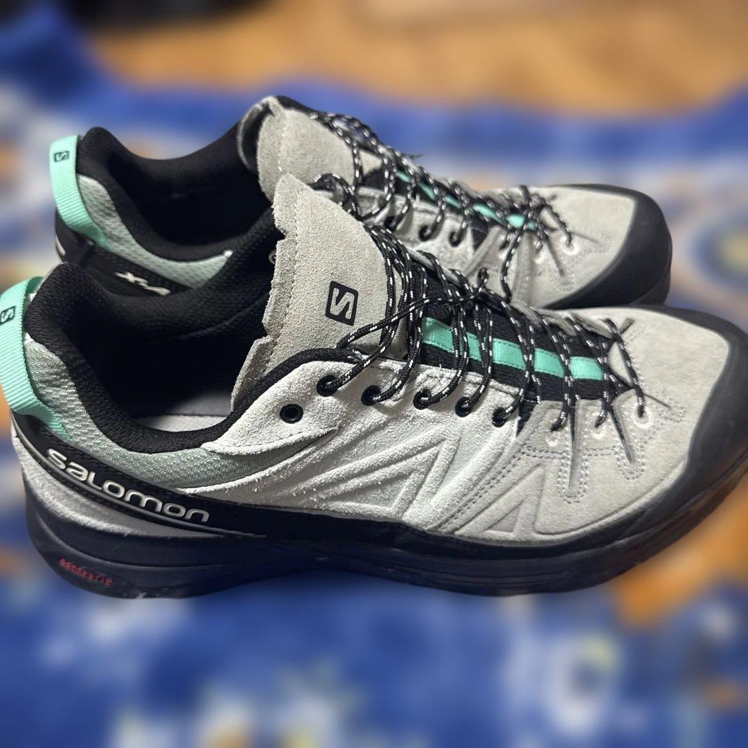 Salomon クライミングシューズ グレー/ミント