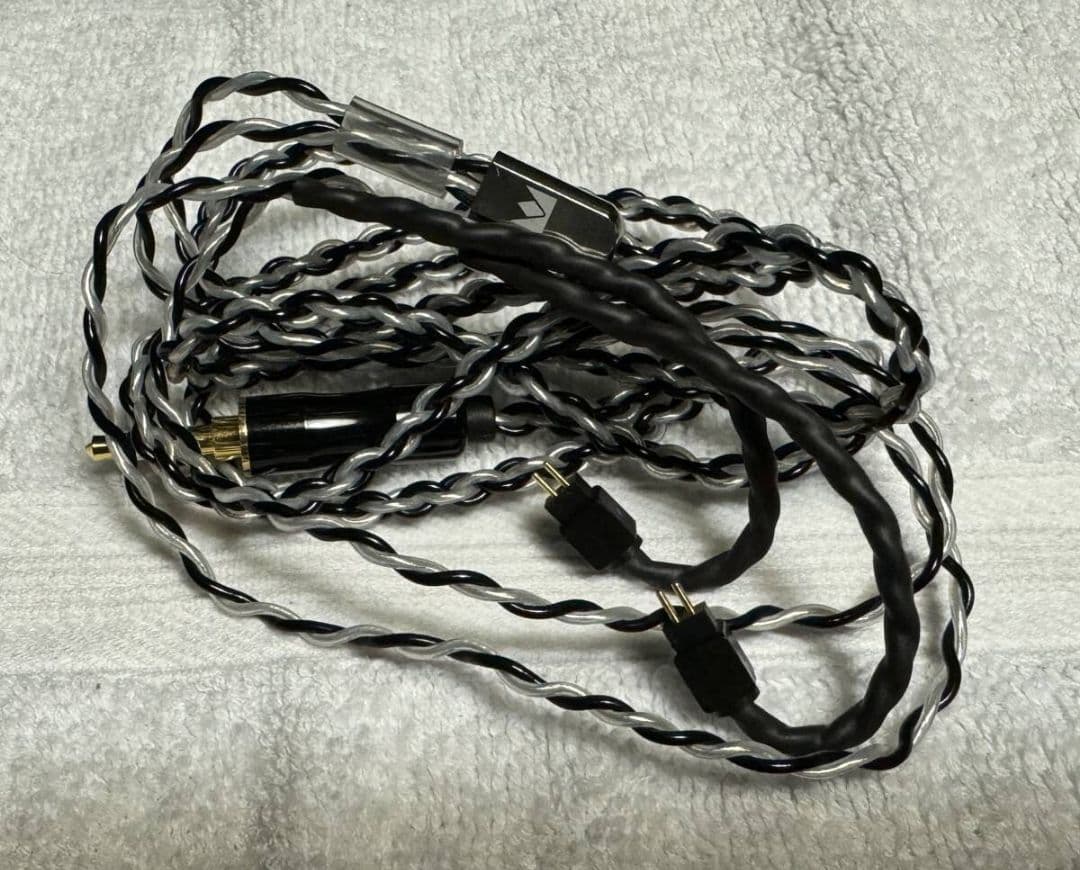 イヤホン Noble Audio Khan